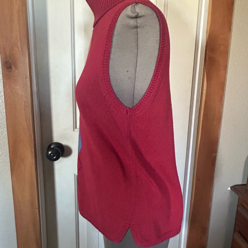 Sweater - Picture 6 of 7